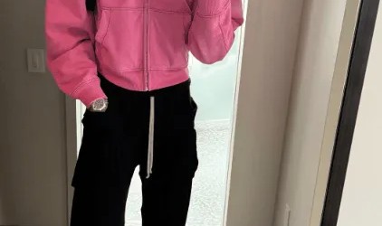 欧冠直播-符合人设！库兹马社媒晒出个人最新骚粉造型