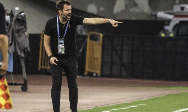 莱科不变阵变战术造霸气大胜：欣喜球员超强适应力